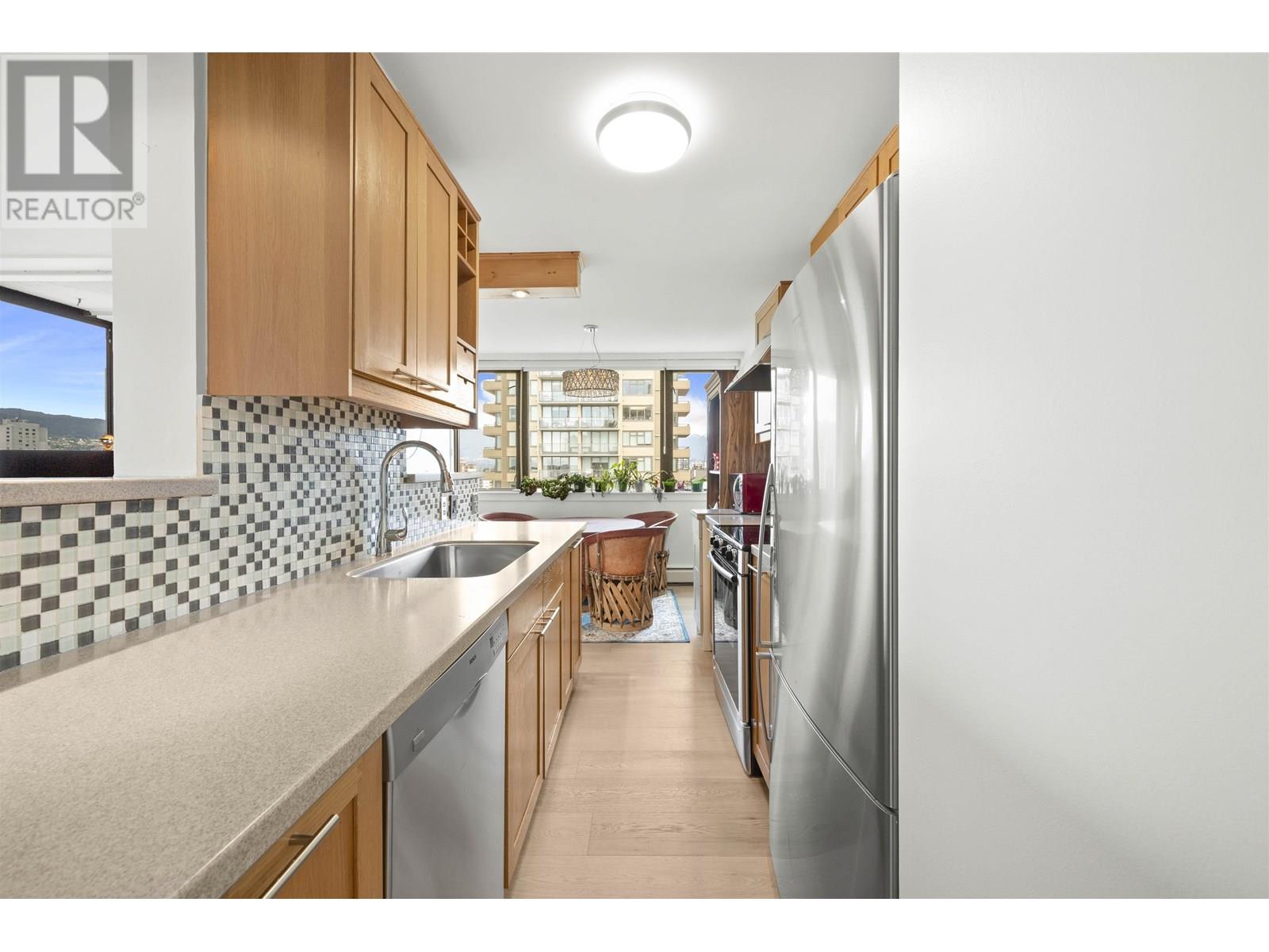 Photo 11 of 1603 1740 Comox Street, Vancouver BC
