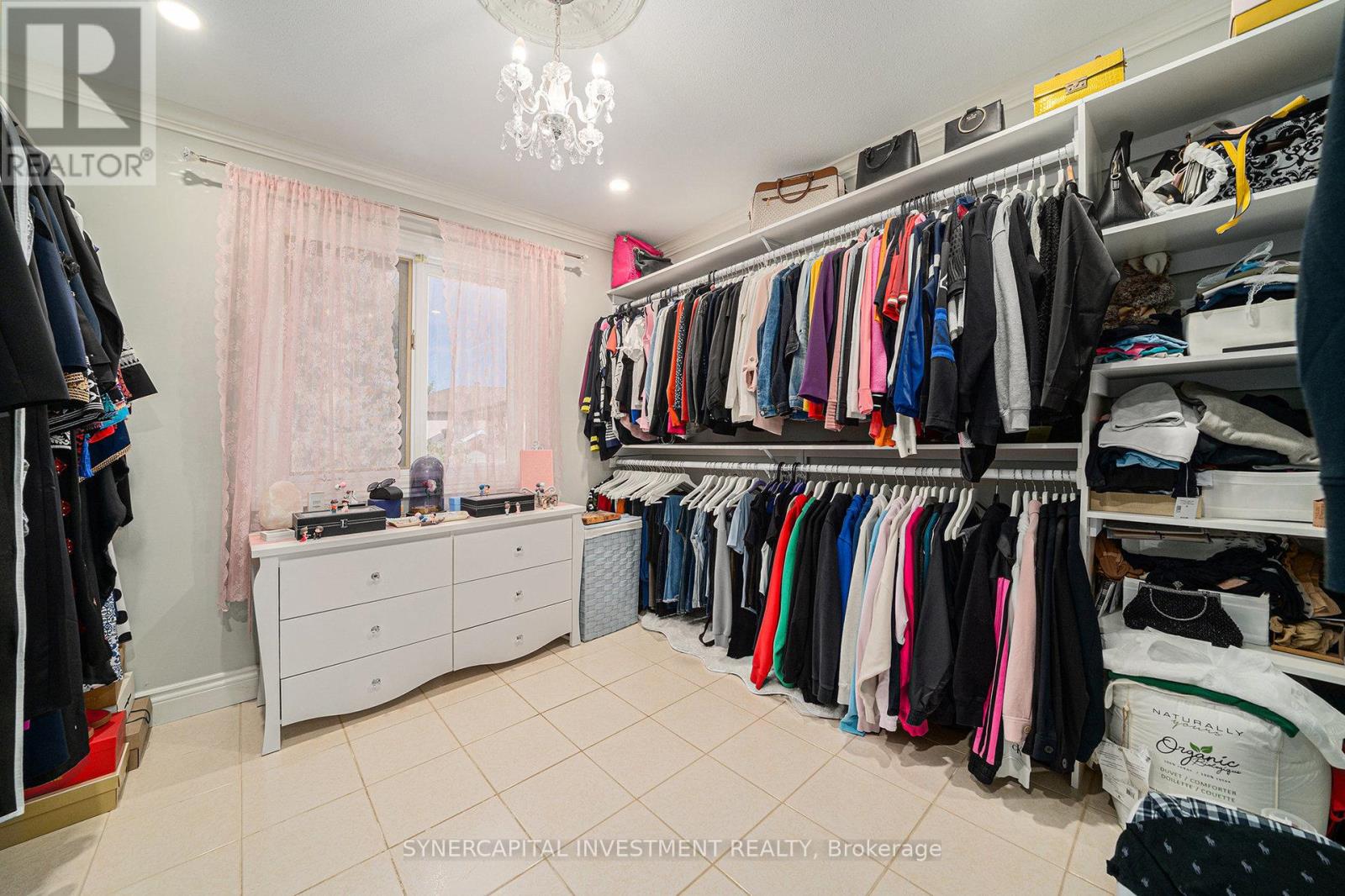 Photo 2 of 3809 Alderwood Street, Ottawa ON