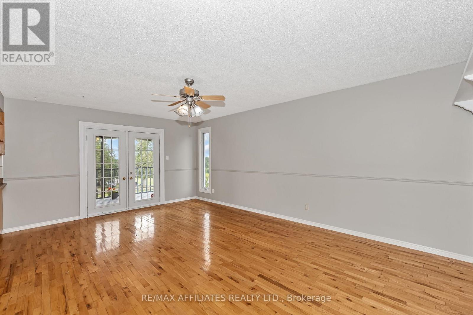 Photo 39 of 101 Carterfarm Crescent, Ottawa ON