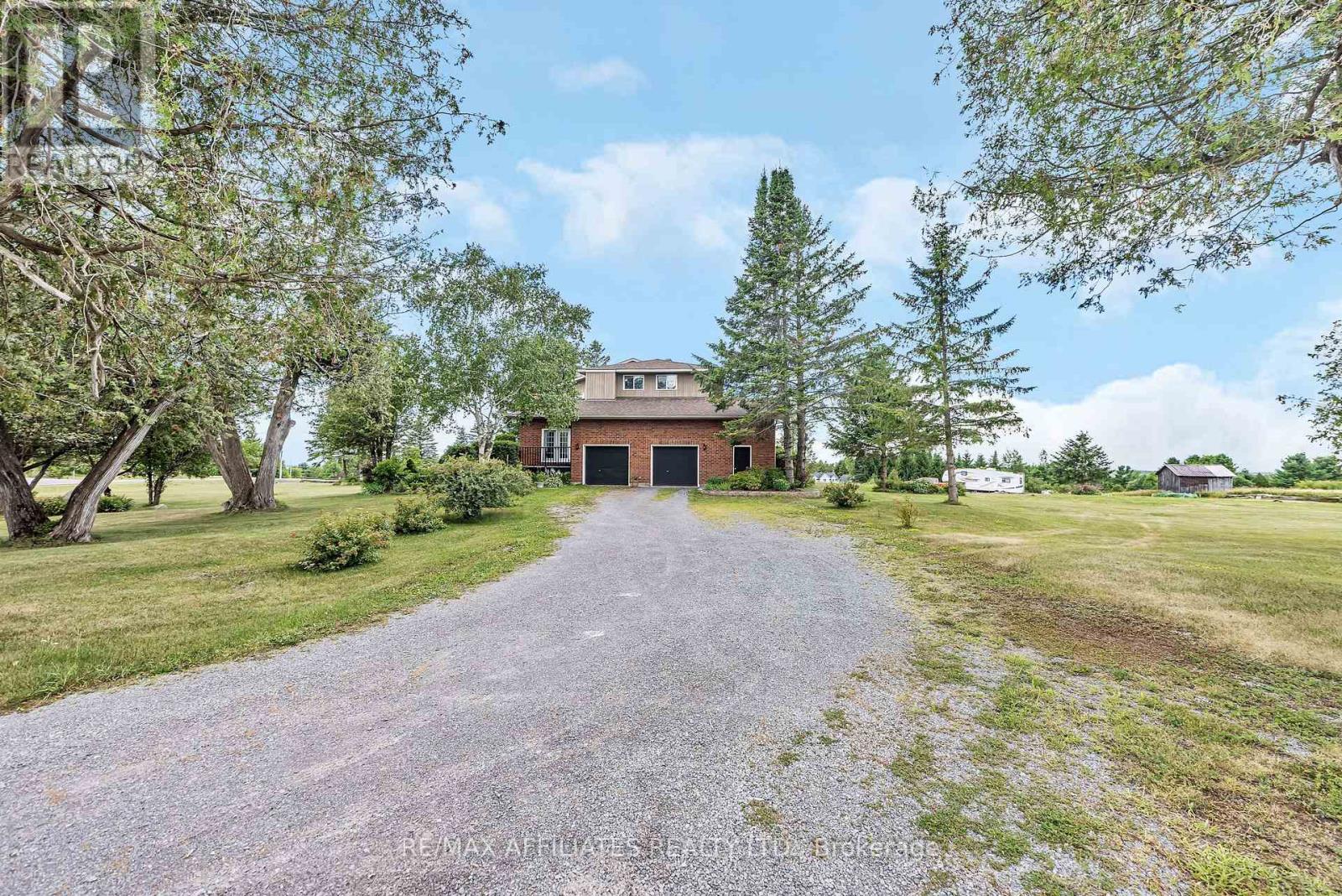 Photo 35 of 101 Carterfarm Crescent, Ottawa ON