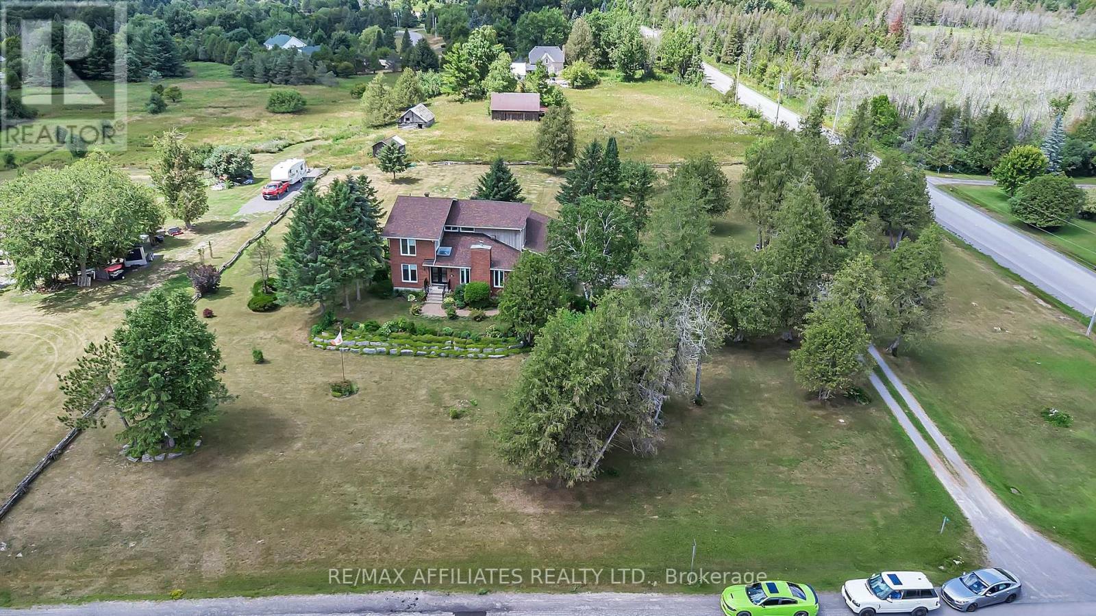 Photo 23 of 101 Carterfarm Crescent, Ottawa ON
