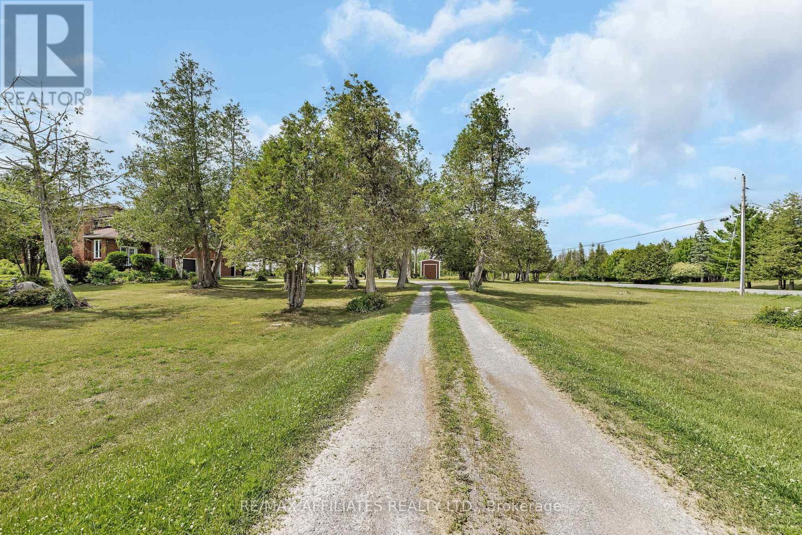 Photo 5 of 101 Carterfarm Crescent, Ottawa ON