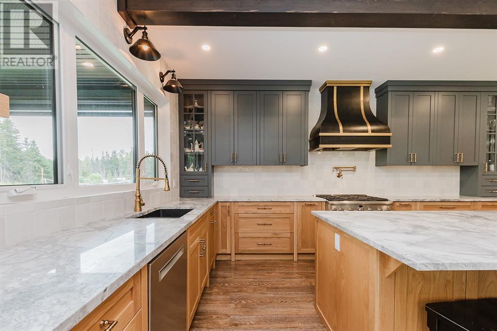 27111 Highway 597, Rural Lacombe County