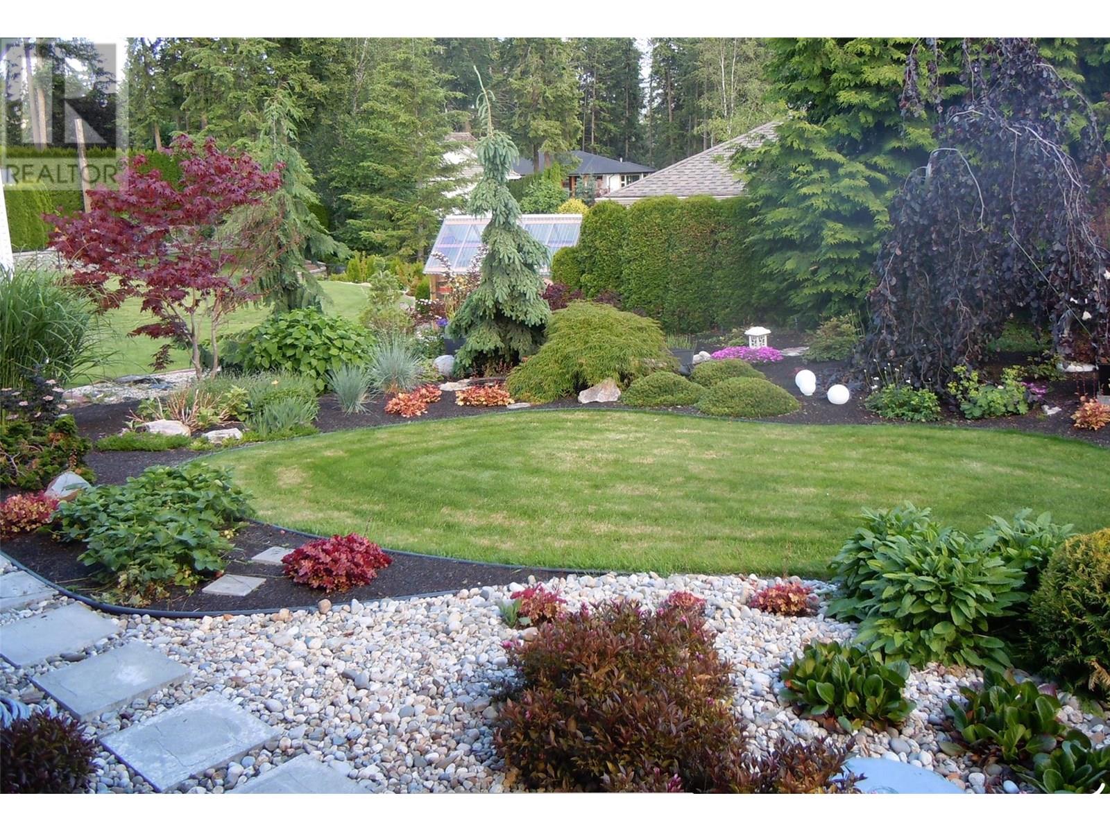 Photo 1 of 2523 Golf View Crescent, Blind Bay BC