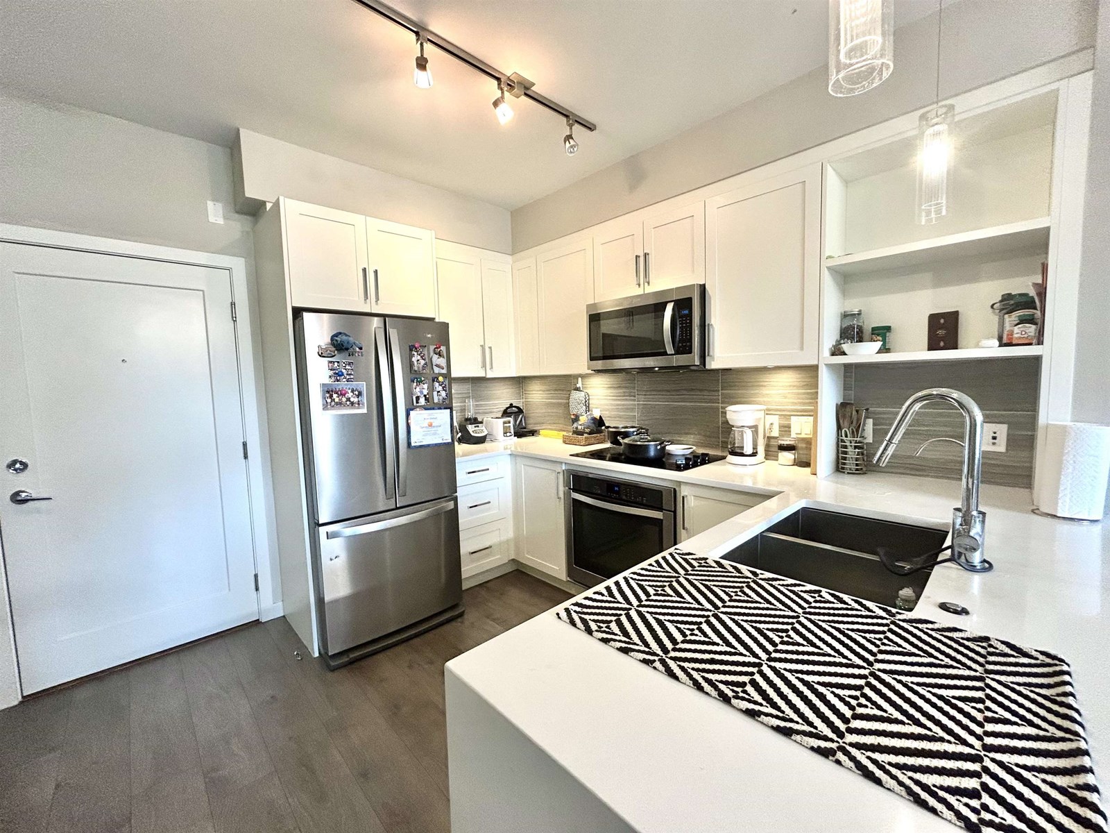 Photo 6 of F 308 20211 66 Avenue, Langley BC