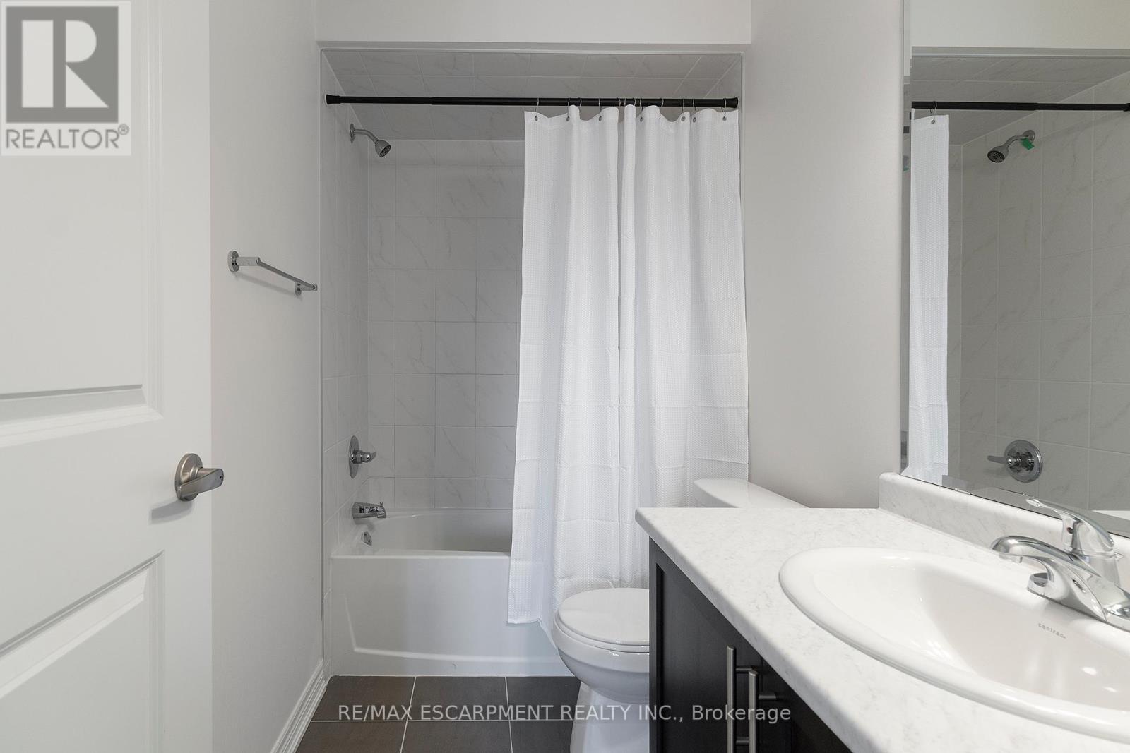 Photo 8 of 333 Raymond Road, Hamilton ON