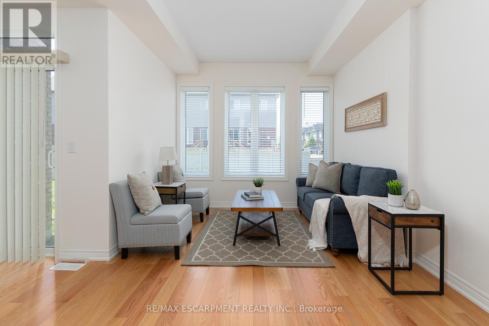 Photo 21 of 333 Raymond Road, Hamilton ON