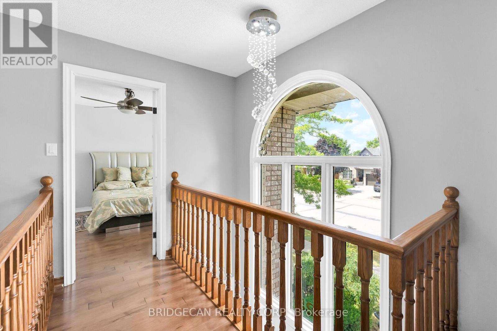 Photo 34 of 25 Highbury Drive, Hamilton ON