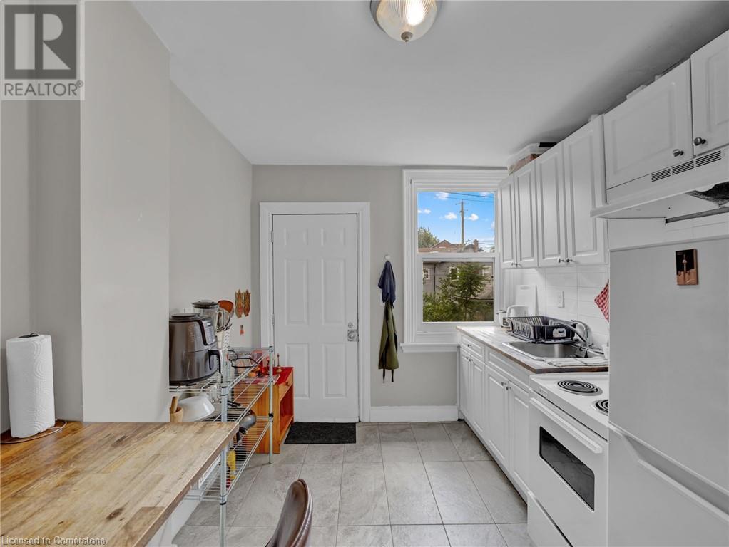 Photo 8 of 214 Mary Street, Hamilton ON