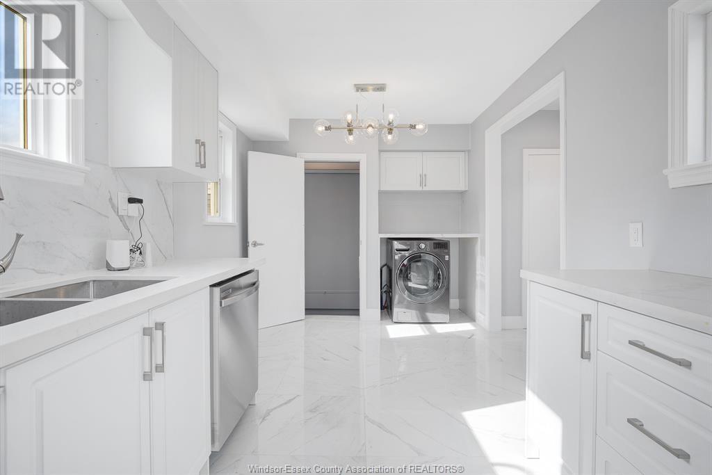 Photo 29 of 2653 Alexis Street, Windsor ON