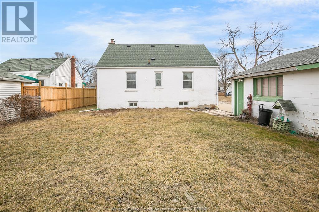 Photo 12 of 2653 Alexis Street, Windsor ON