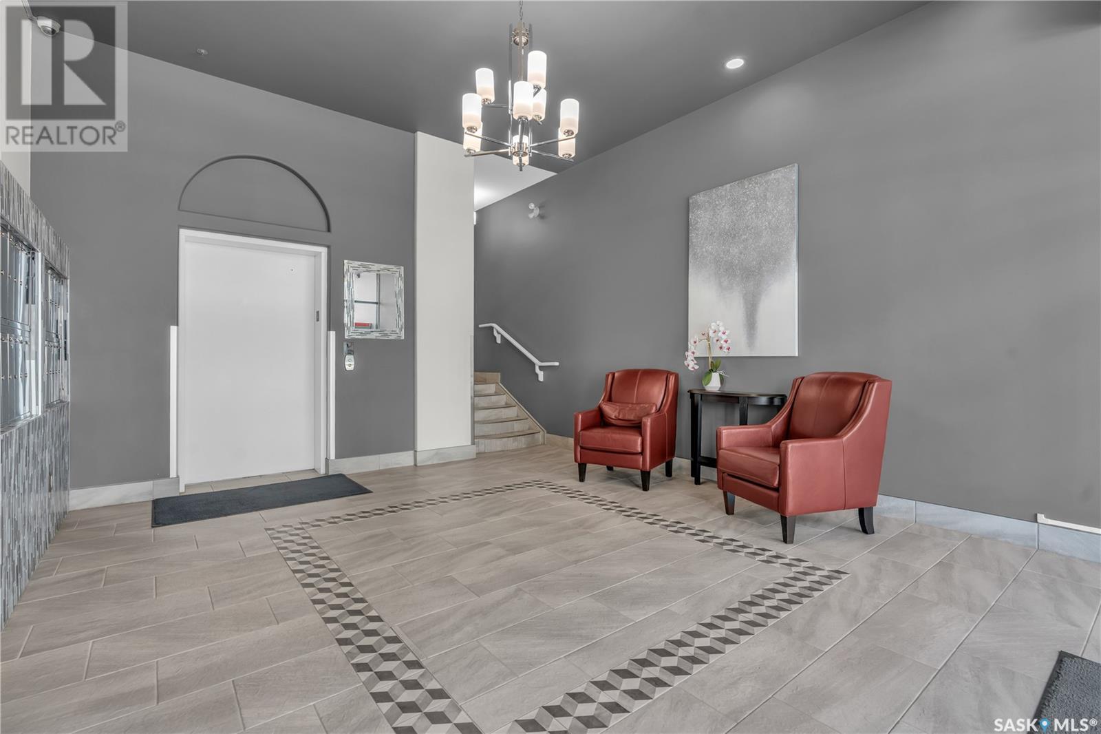 Single Family House High rise for Sale in   Nelson ROAD Saskatoon 