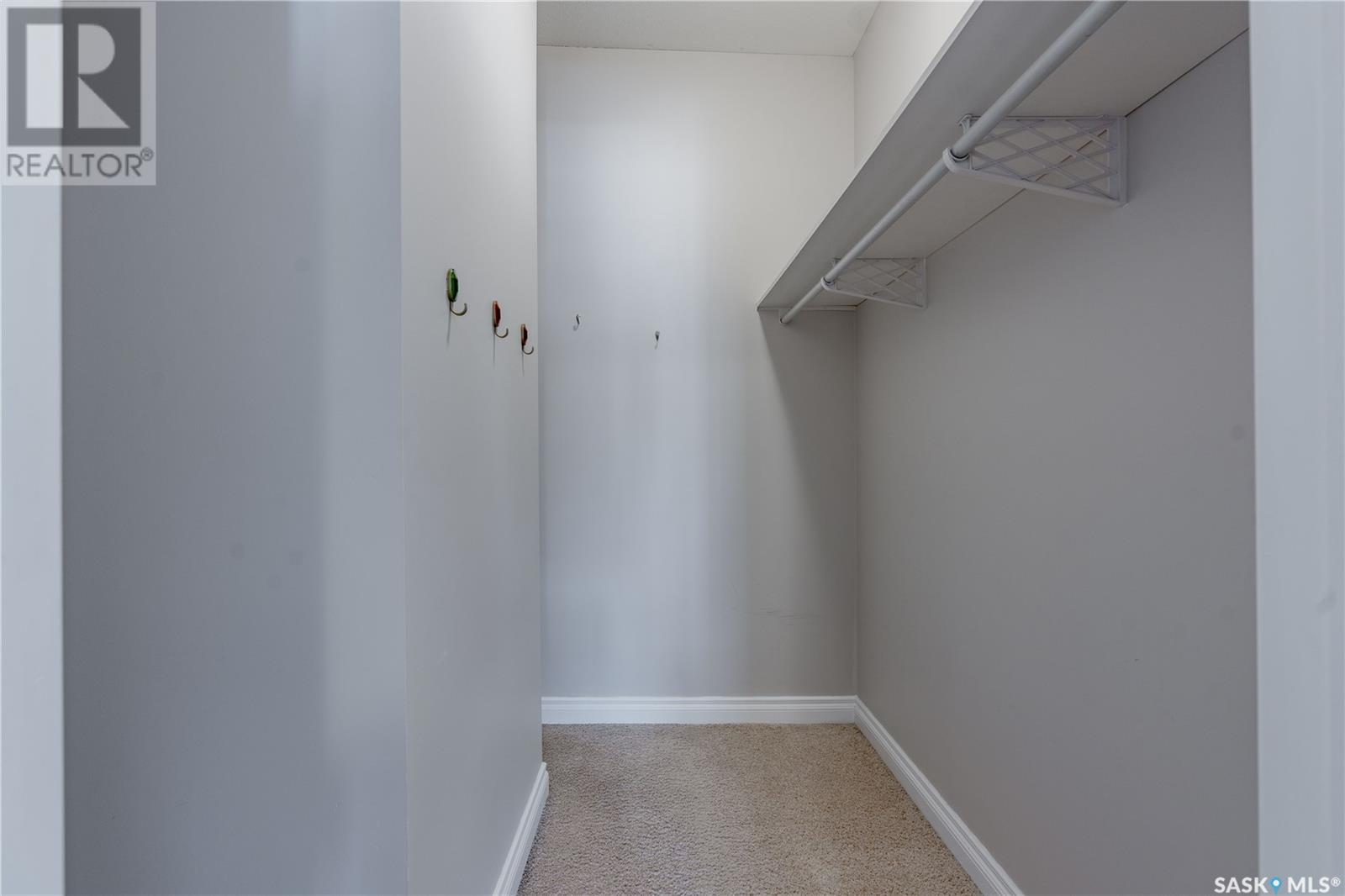 Single Family House High rise for Sale in   Nelson ROAD Saskatoon 