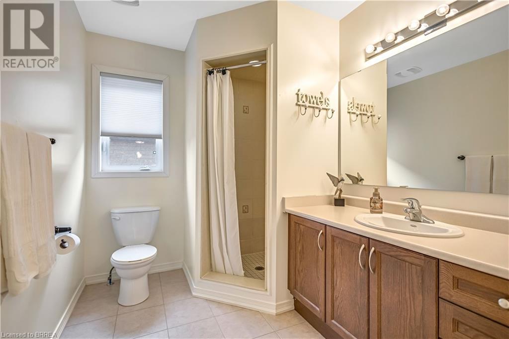 Photo 28 of 42 Davidson Court, Brantford ON