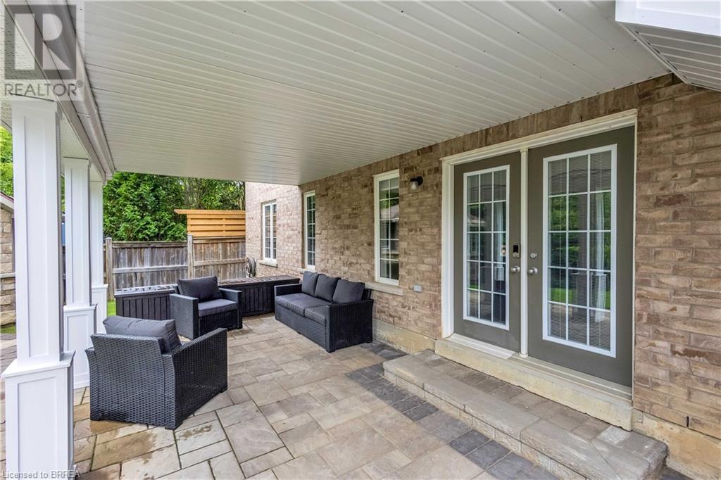 Photo 44 of 42 Davidson Court, Brantford ON