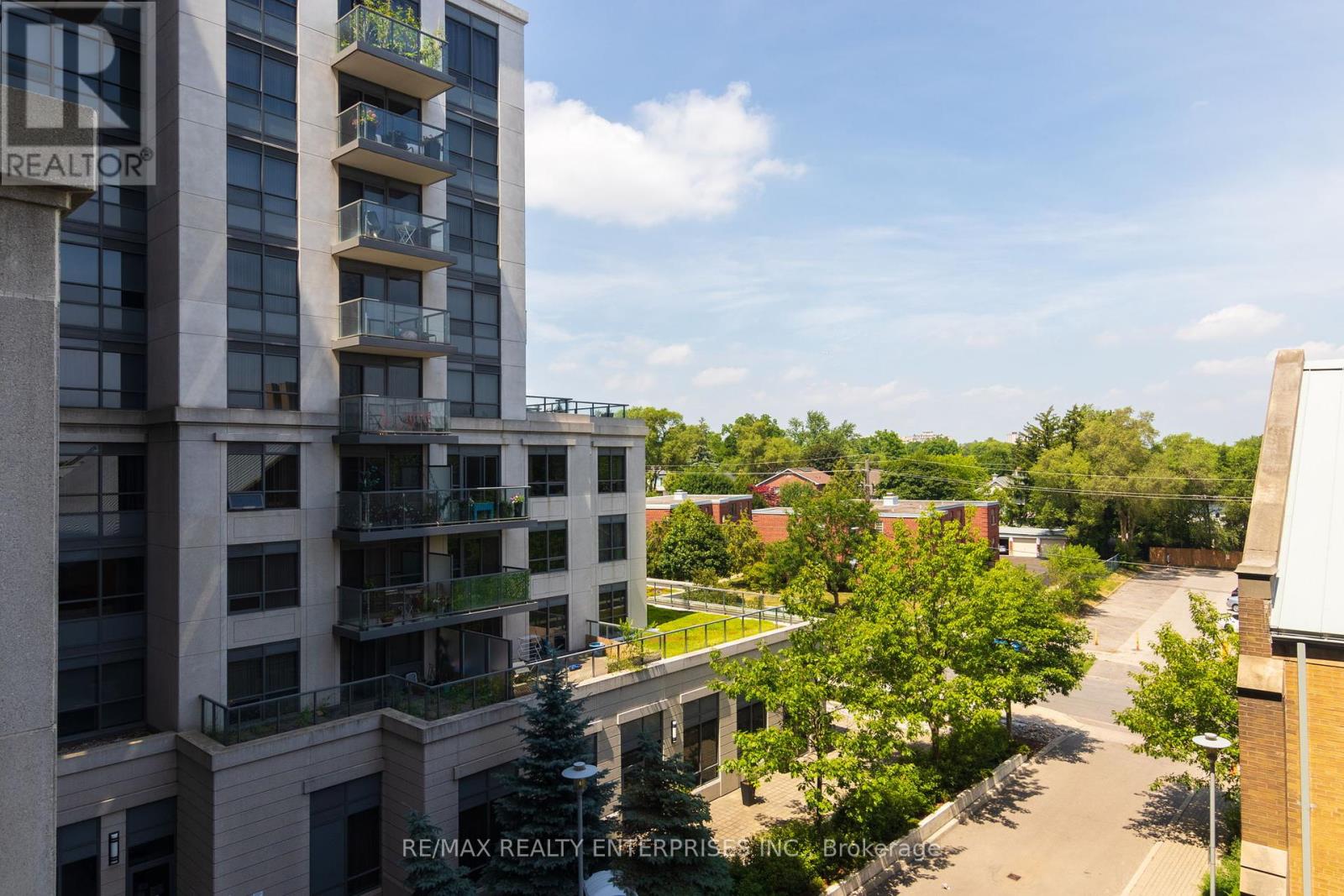 Photo 28 of 411 35 Saranac Boulevard, Toronto ON