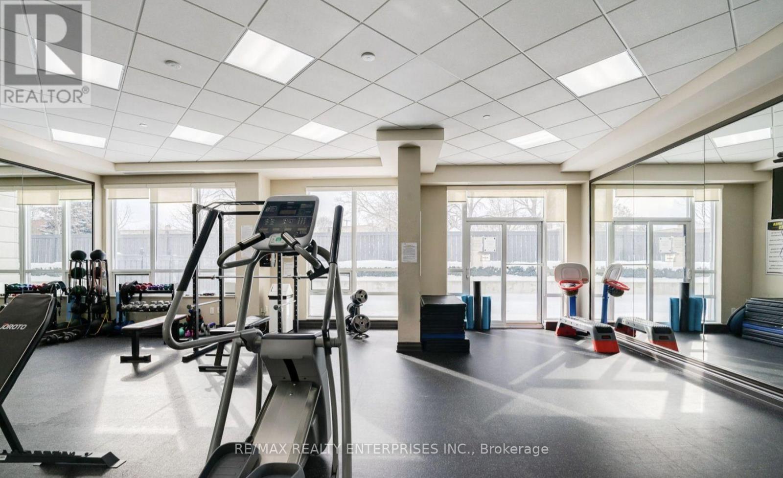 Photo 9 of 411 35 Saranac Boulevard, Toronto ON