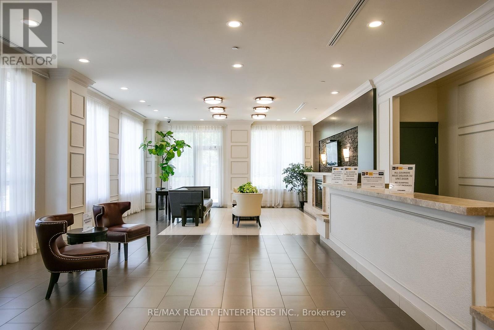 Photo 23 of 411 35 Saranac Boulevard, Toronto ON