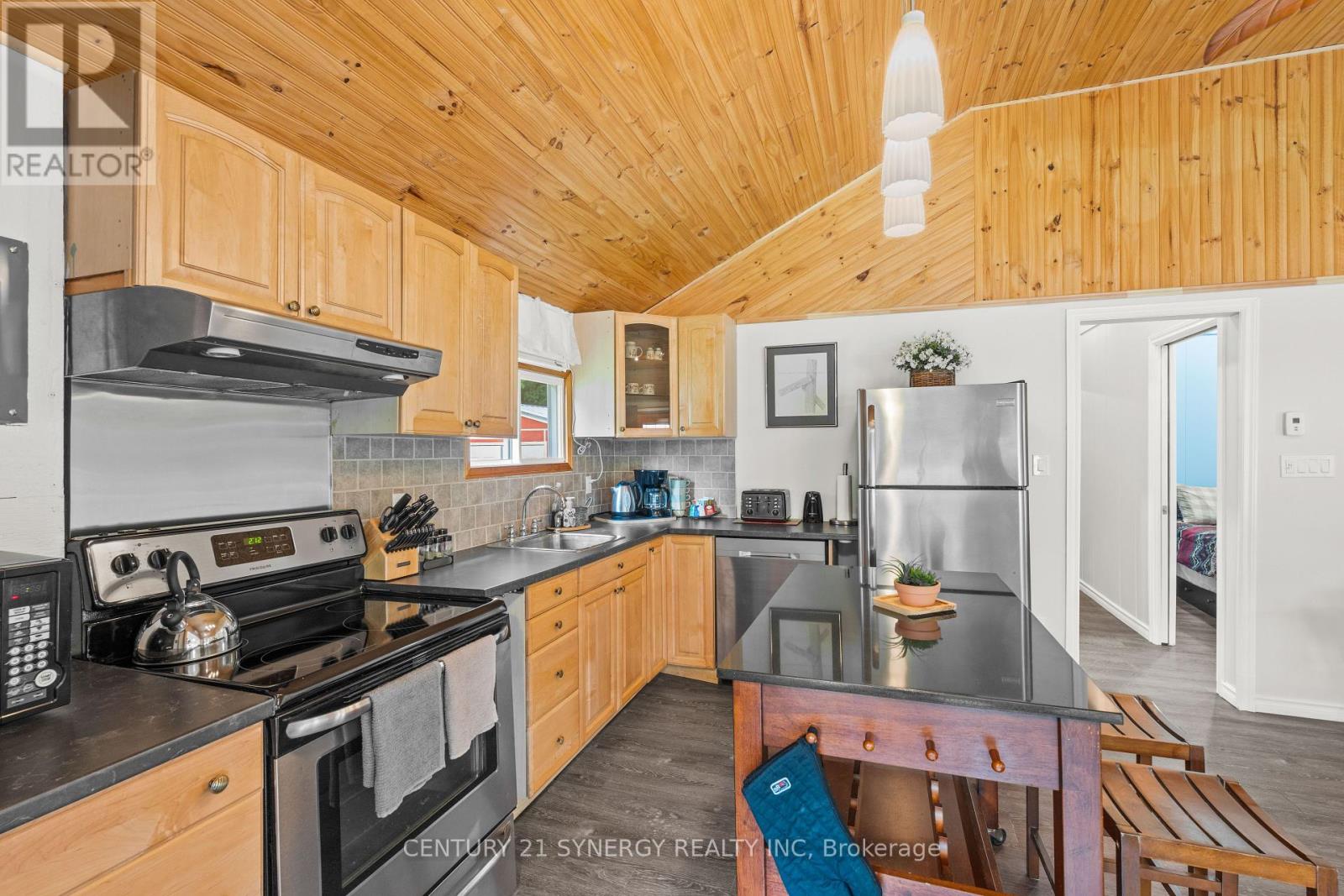Photo 4 of 846 Ub 8 Road, Rideau Lakes ON