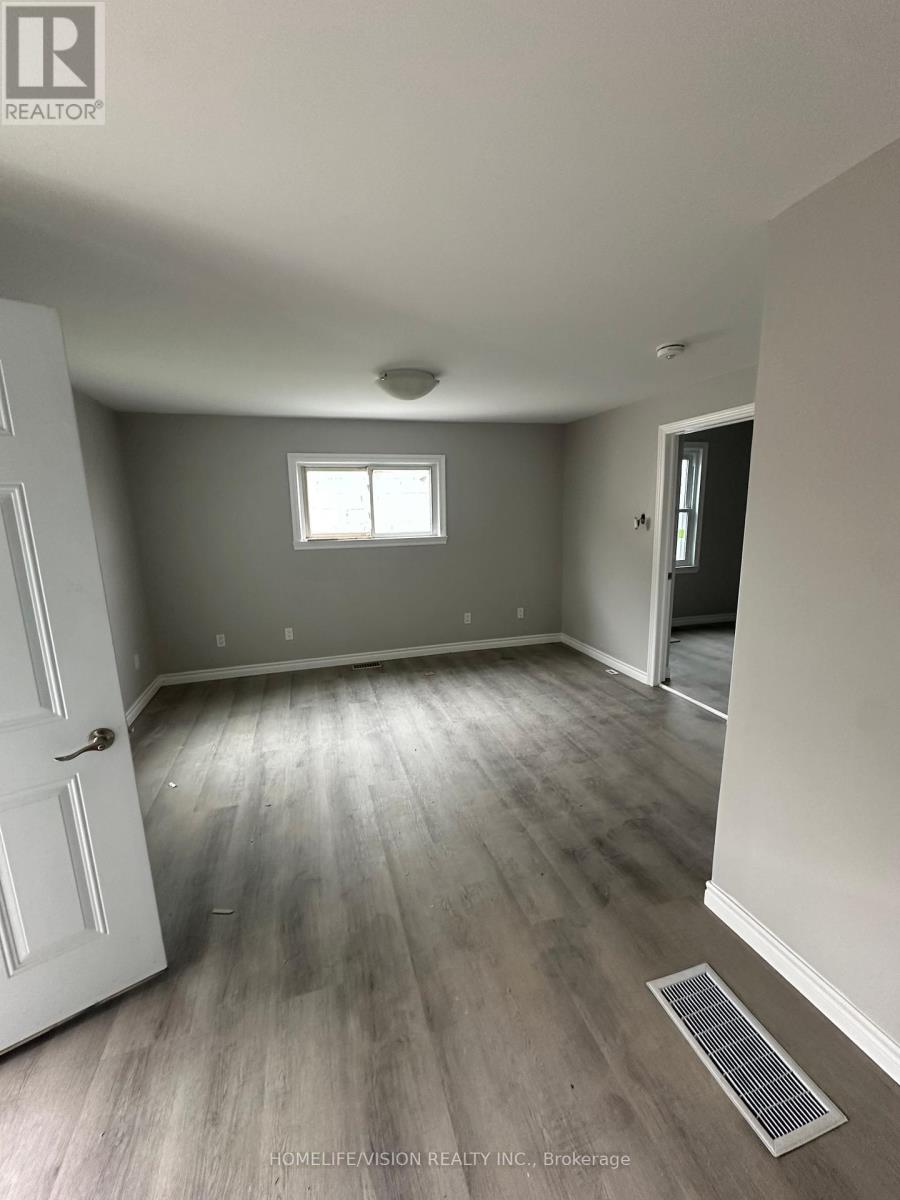 Photo 5 of 22 Kirkland Street W, Kirkland Lake ON