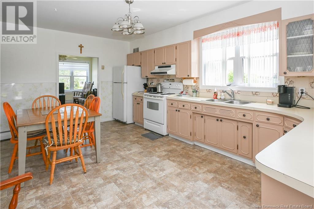 Photo 9 of 7934 Rue Saint Paul Street, Bascaraquet NB