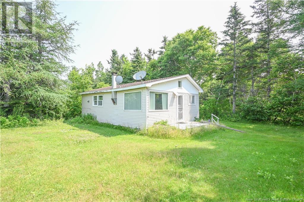 Photo 25 of 7934 Rue Saint Paul Street, Bascaraquet NB
