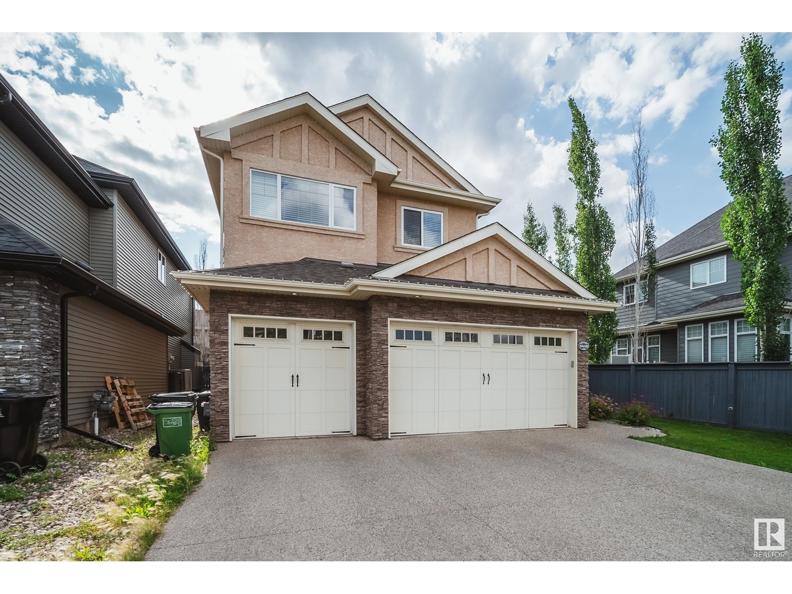 Photo 2 of 5410 Mcluhan End En Nw, Edmonton AB