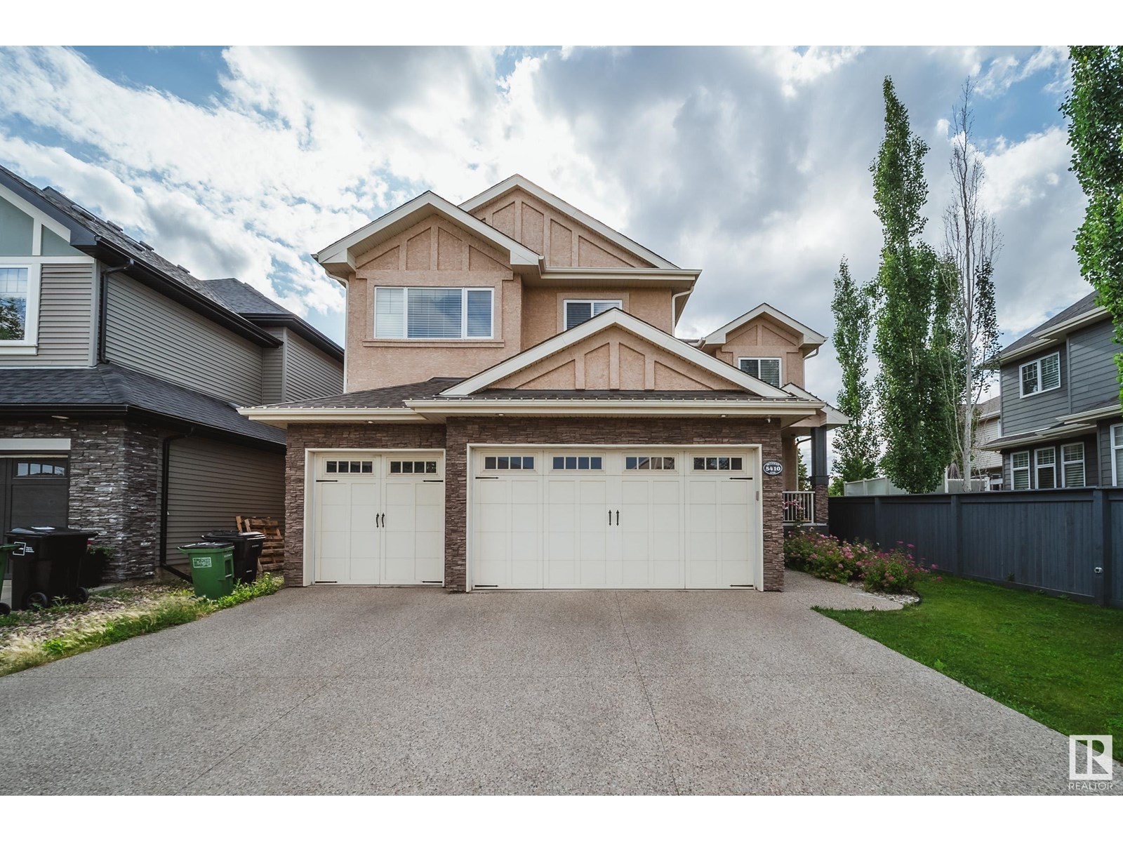 Photo 3 of 5410 Mcluhan End En Nw, Edmonton AB