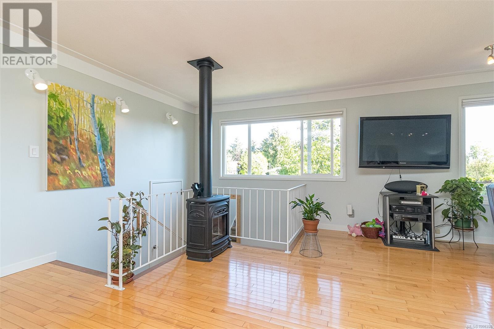 Photo 46 of 1961 Hovey Rd, Central Saanich BC