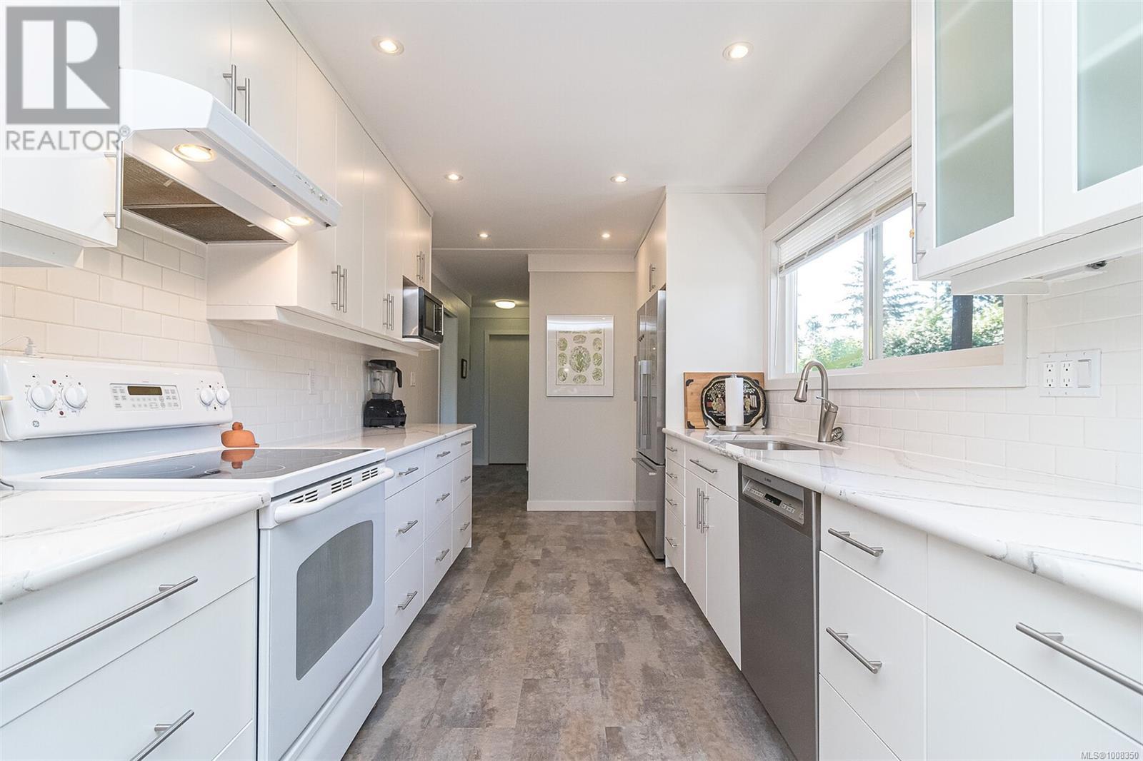 Photo 51 of 1961 Hovey Rd, Central Saanich BC