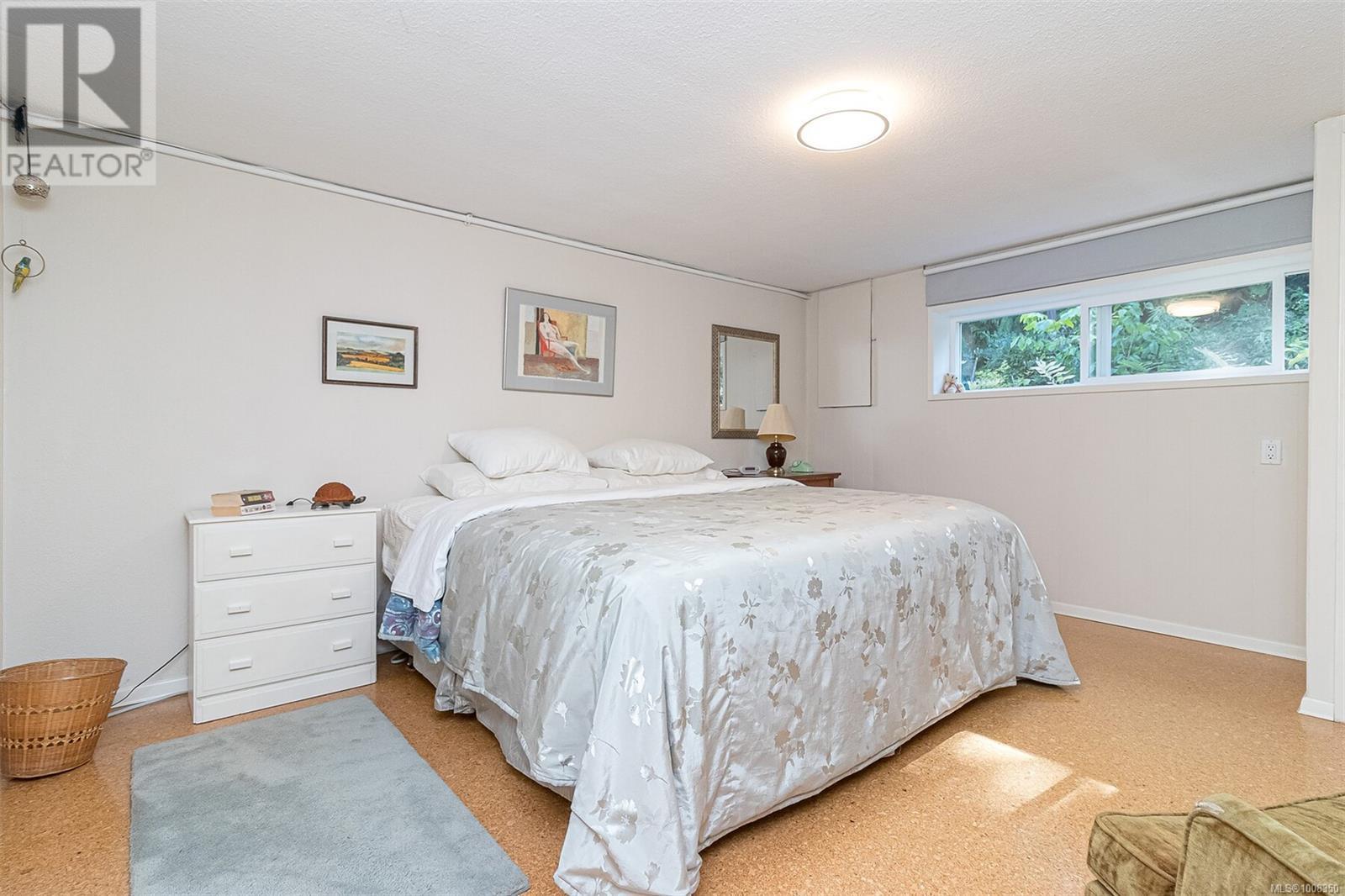 Photo 38 of 1961 Hovey Rd, Central Saanich BC