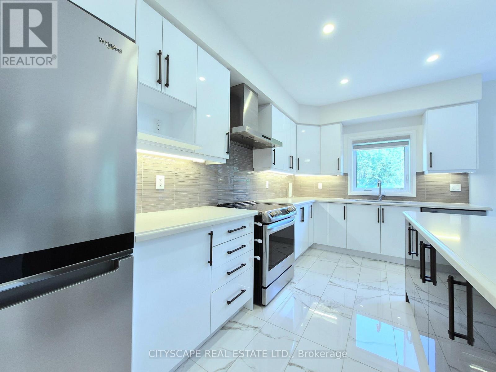Photo 2 of 7 Stauffer Road, Brantford ON