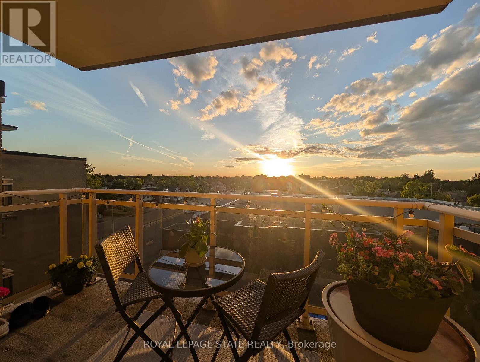 Photo 23 of 608 87 St George Street, Brantford ON