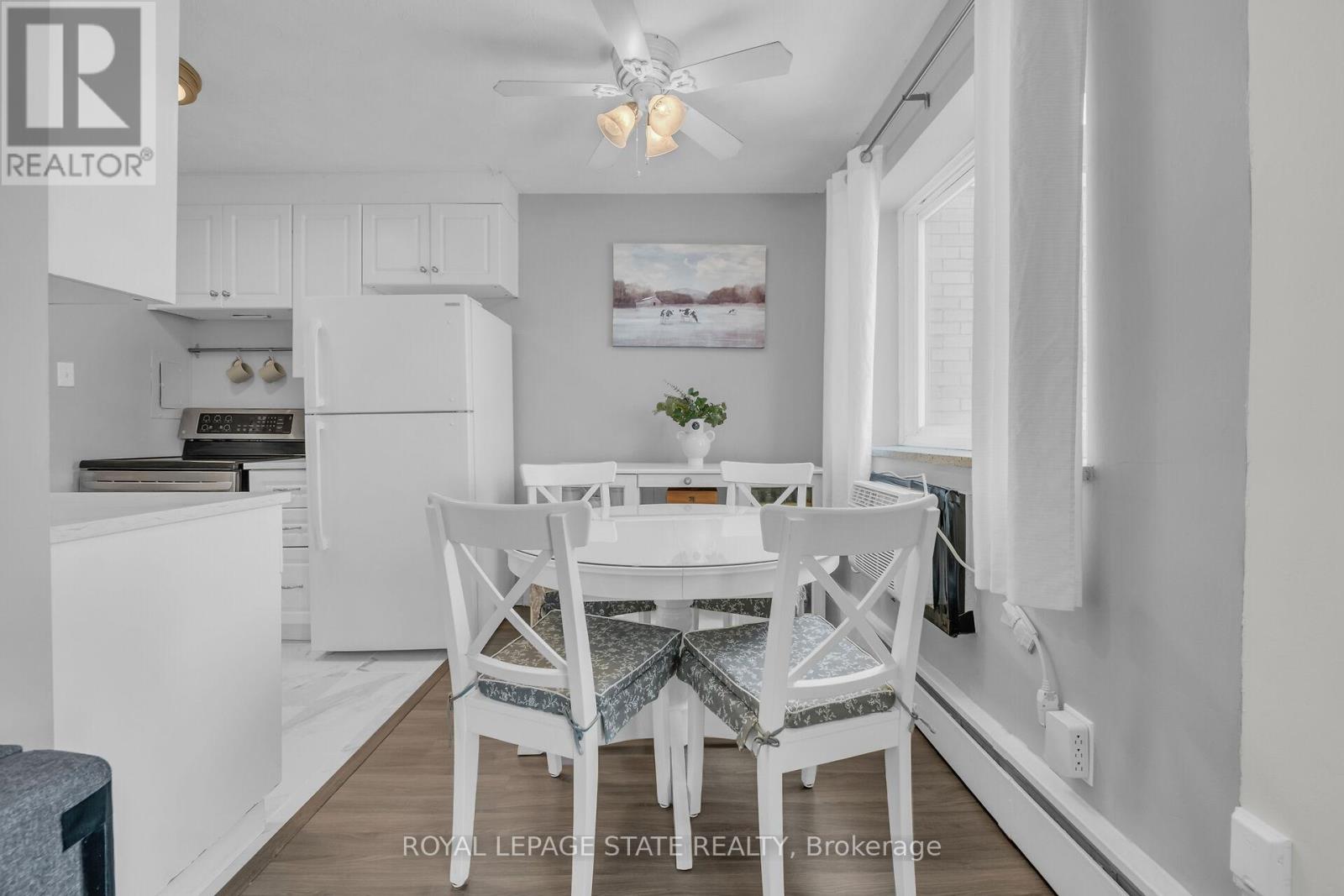 Photo 5 of 608 87 St George Street, Brantford ON