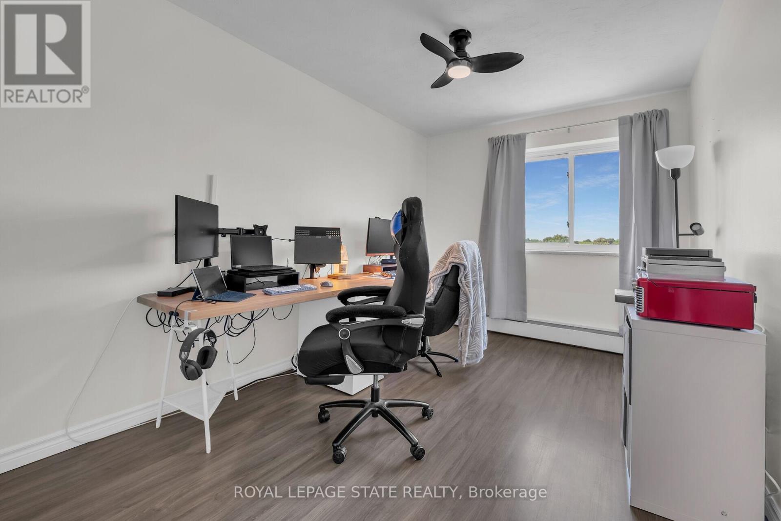Photo 19 of 608 87 St George Street, Brantford ON