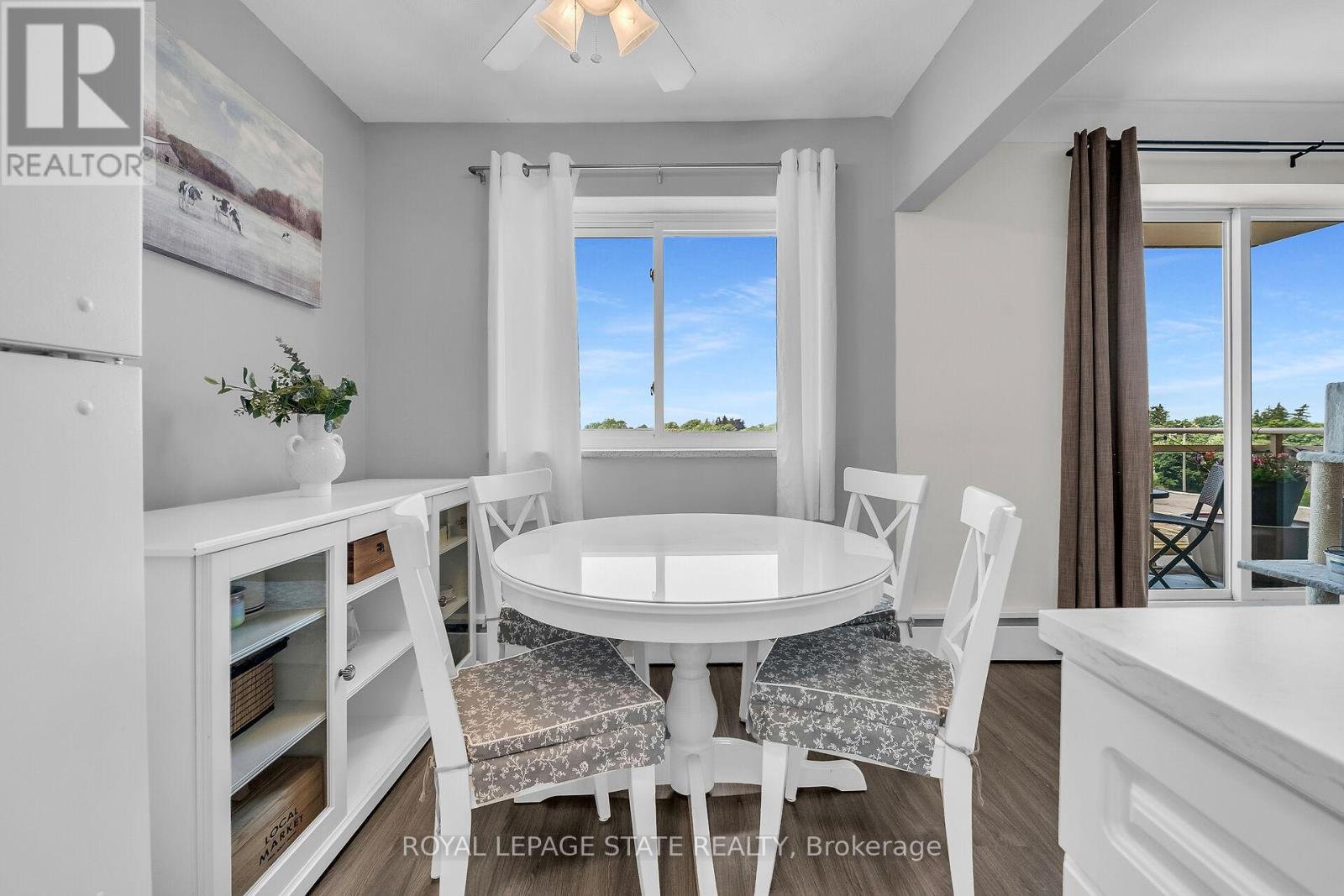 Photo 6 of 608 87 St George Street, Brantford ON