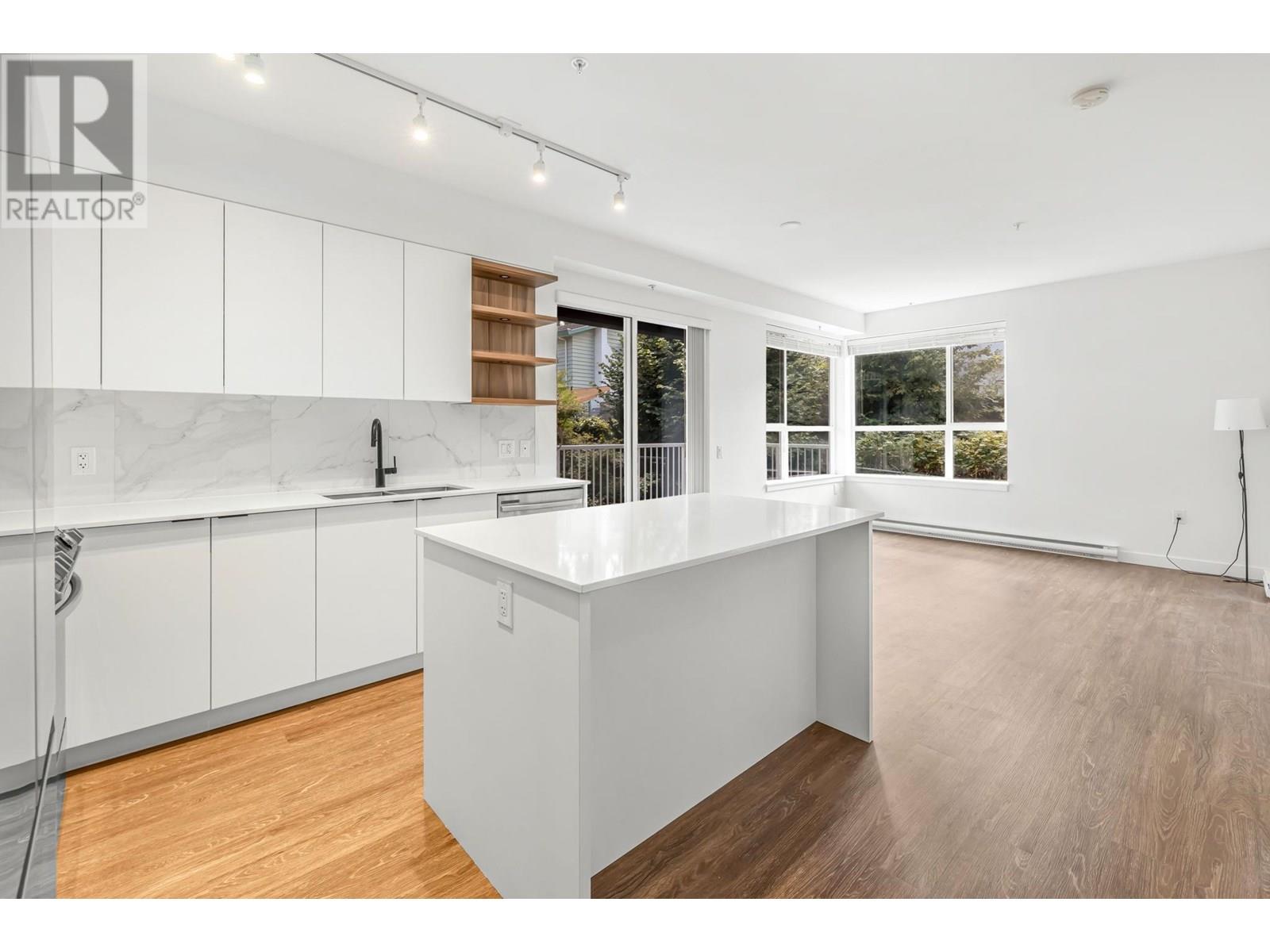 Photo 20 of 305 3229 St Johns Street, Port Moody BC