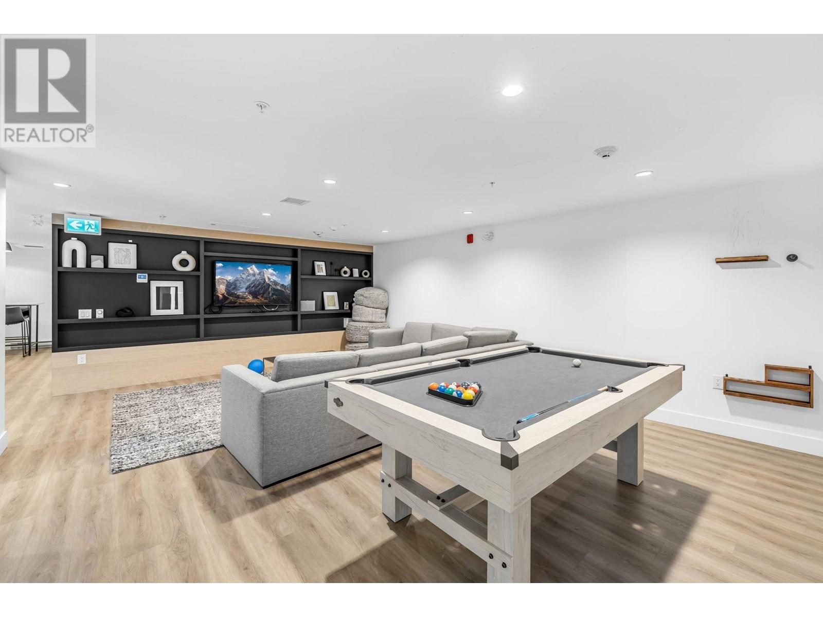 Photo 9 of 305 3229 St Johns Street, Port Moody BC