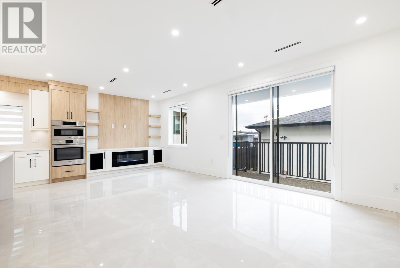 Photo 8 of 7707 Burgess Street, Burnaby BC