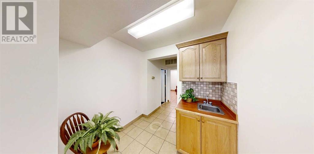 Photo 16 of 105 9840 97 Avenue, Grande Prairie AB