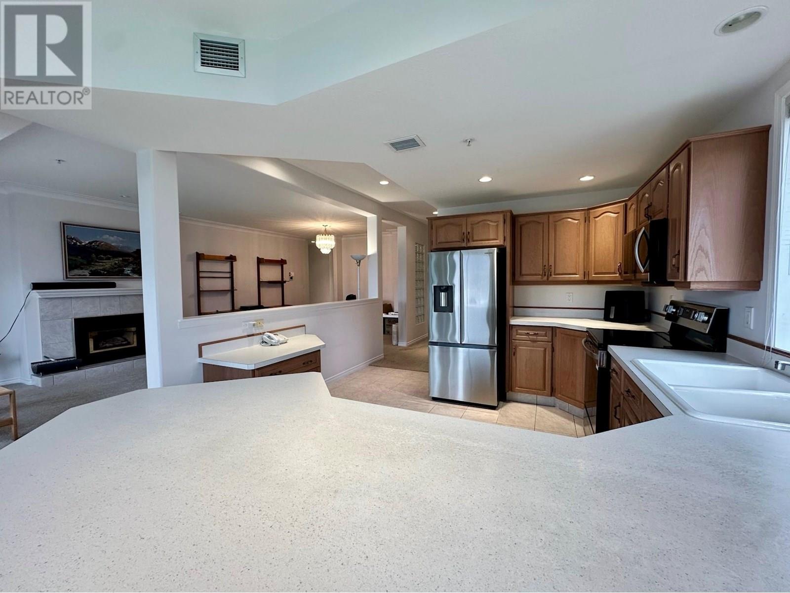 7801 SPARTAN Drive Unit# 215, Osoyoos