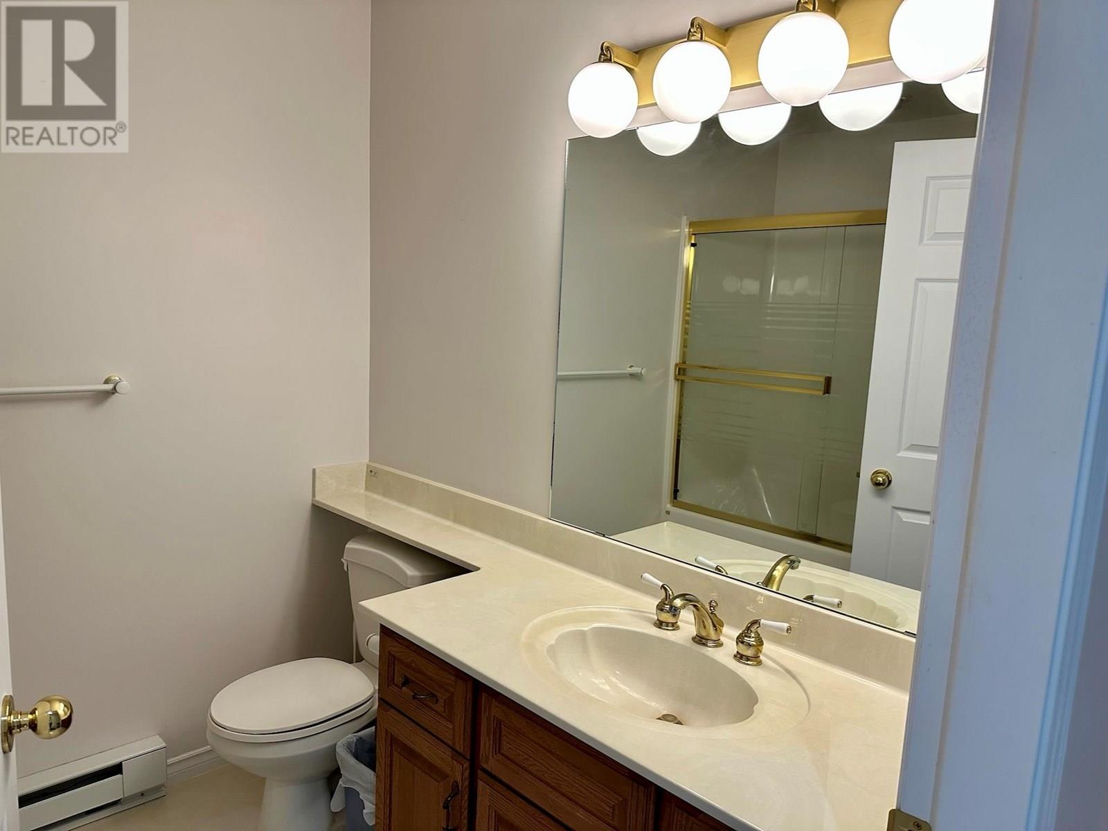 7801 SPARTAN Drive Unit# 215, Osoyoos