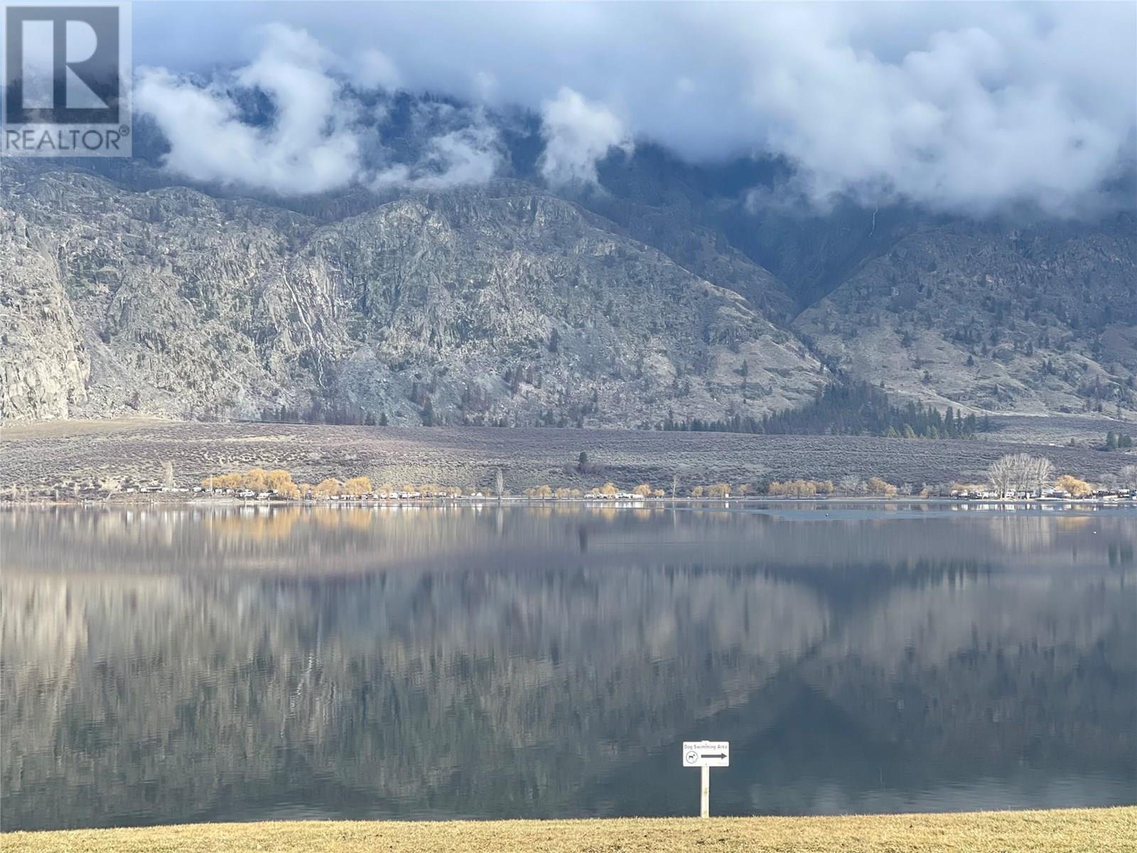 7801 SPARTAN Drive Unit# 215, Osoyoos