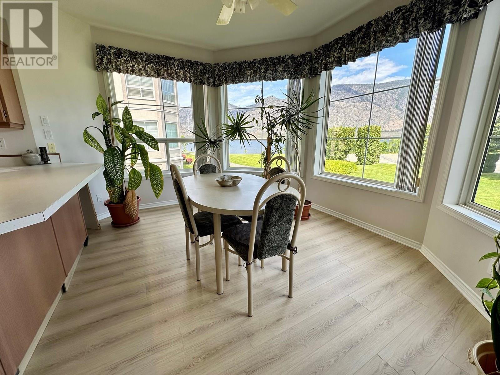 7801 SPARTAN Drive Unit# 215, Osoyoos
