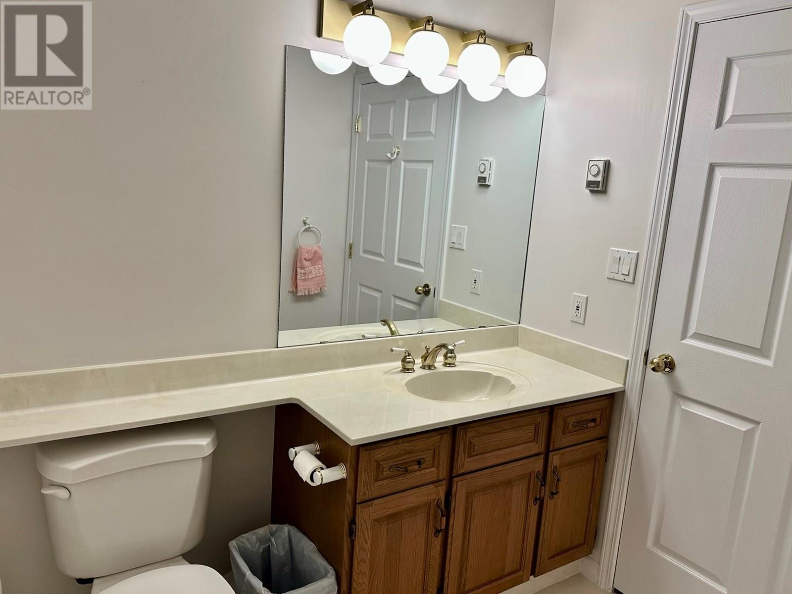 7801 SPARTAN Drive Unit# 215, Osoyoos