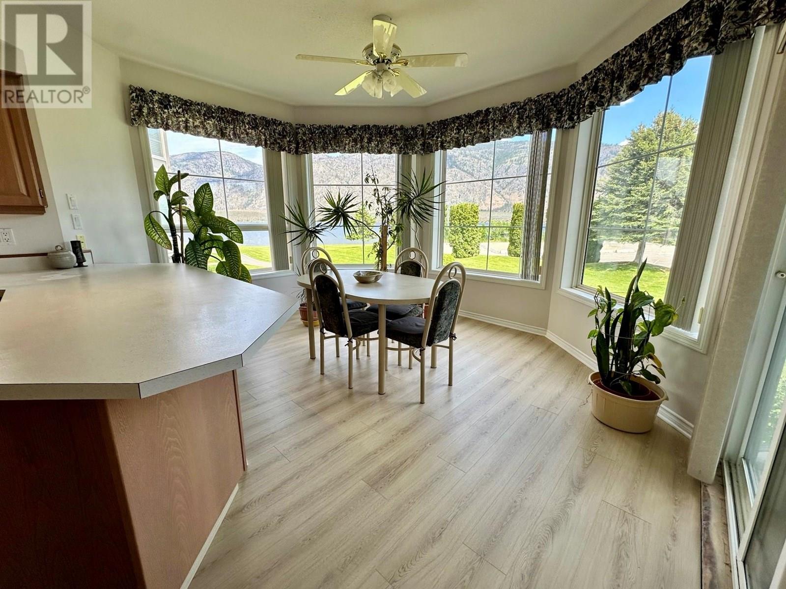 7801 SPARTAN Drive Unit# 215, Osoyoos