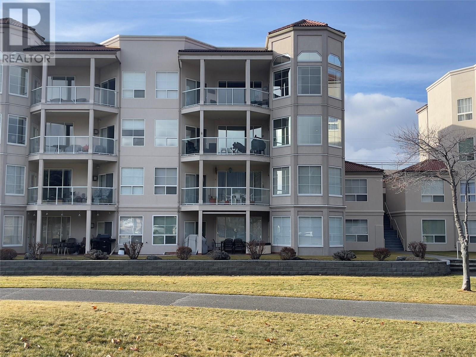7801 SPARTAN Drive Unit# 215, Osoyoos