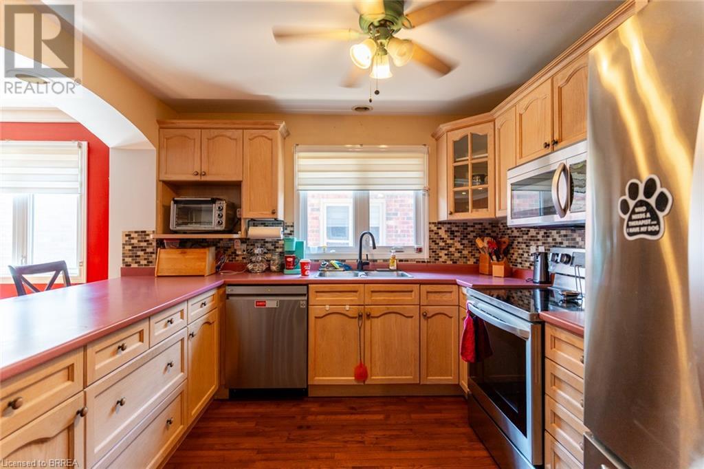 Photo 7 of 694 Grey Street Unit 13, Brantford ON