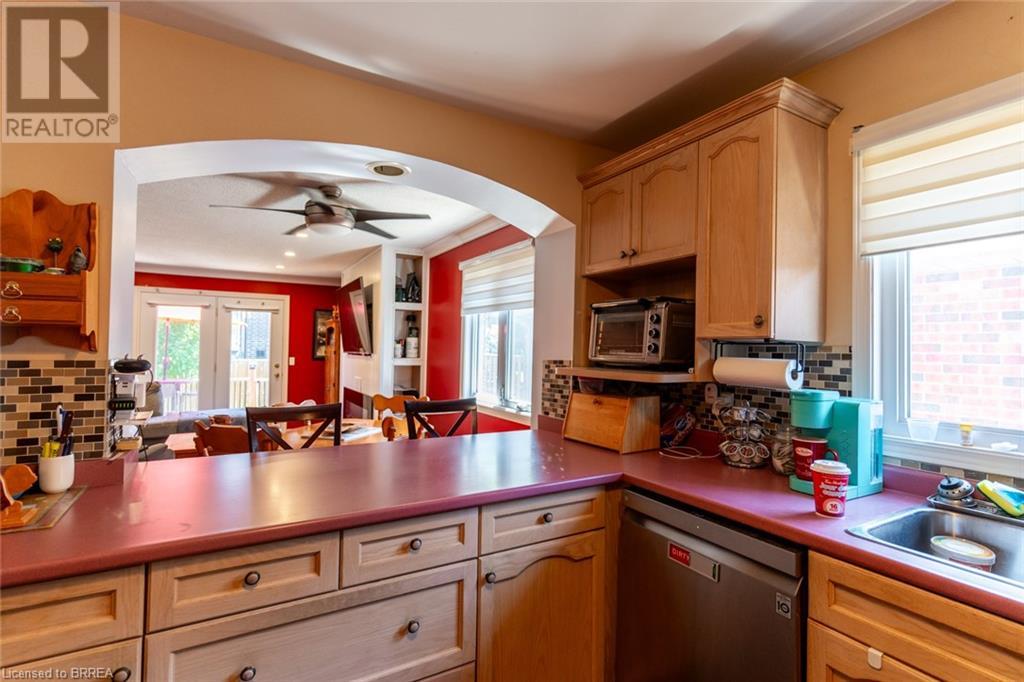 Photo 37 of 694 Grey Street Unit 13, Brantford ON