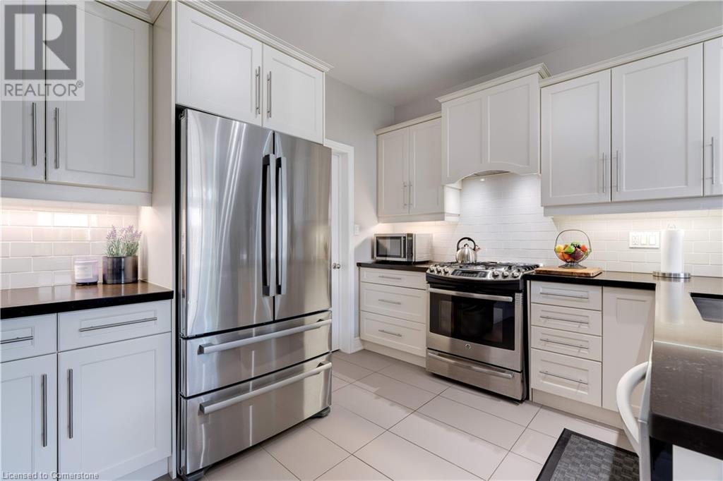 Photo 13 of 13 Biggar Crescent, Grimsby ON